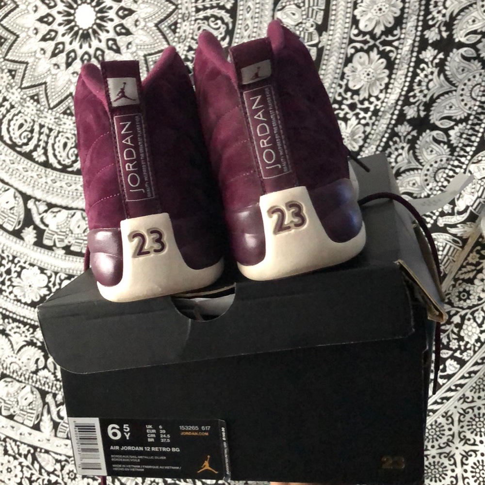 AIR JORDAN 12 RETRO BG